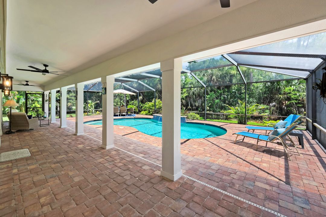 2661 Golden Gate Blvd W, Naples, FL 34120