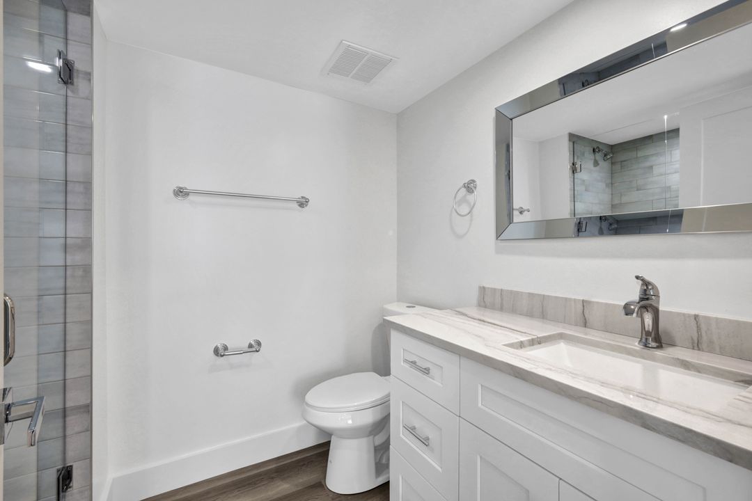 1910 Gulf Shore Blvd N, Naples, FL 34102