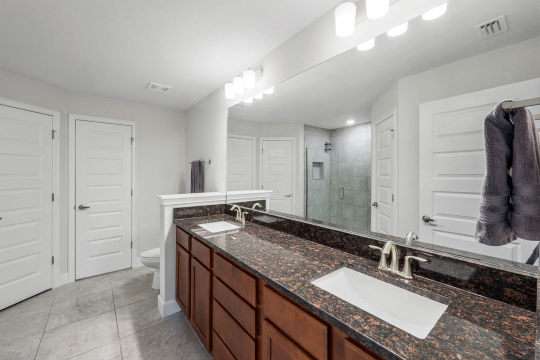 3457 NE 18th Pl, Cape Coral, FL 33909