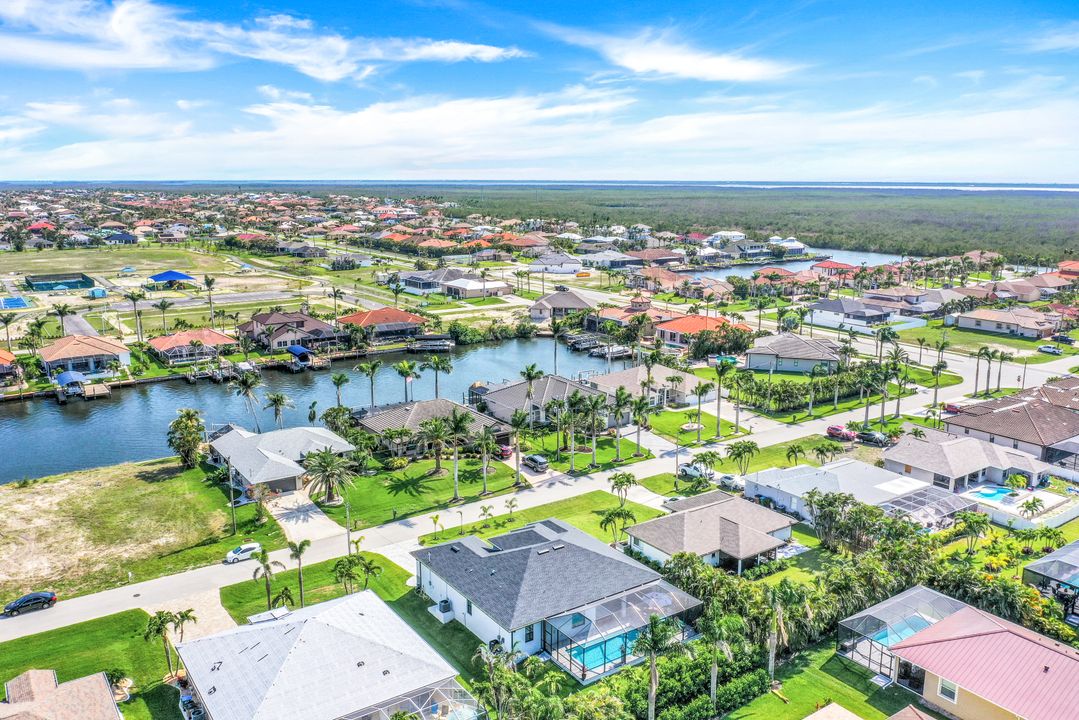 2709 SW 42nd Ln, Cape Coral, FL 33914