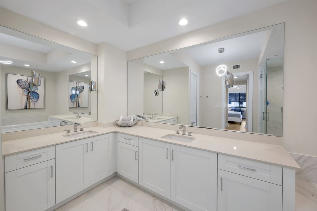 1135 3rd Ave S #518, Naples, FL 34102