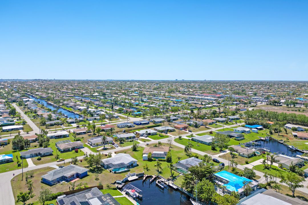 1741 SE 29th Ln, Cape Coral, FL 33904