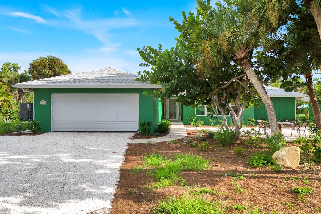 969 Fish Crow Rd, Sanibel, FL 33957