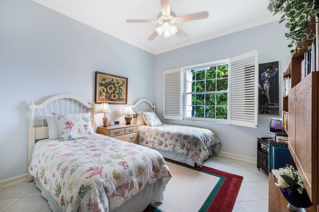 755 Bentwater Cir #201, Naples, FL 34108