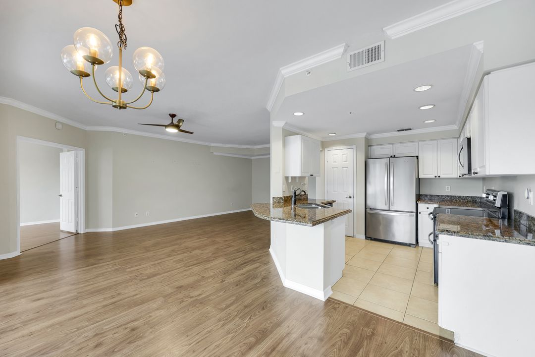 7756 Gardner Dr #102, Naples, FL 34109