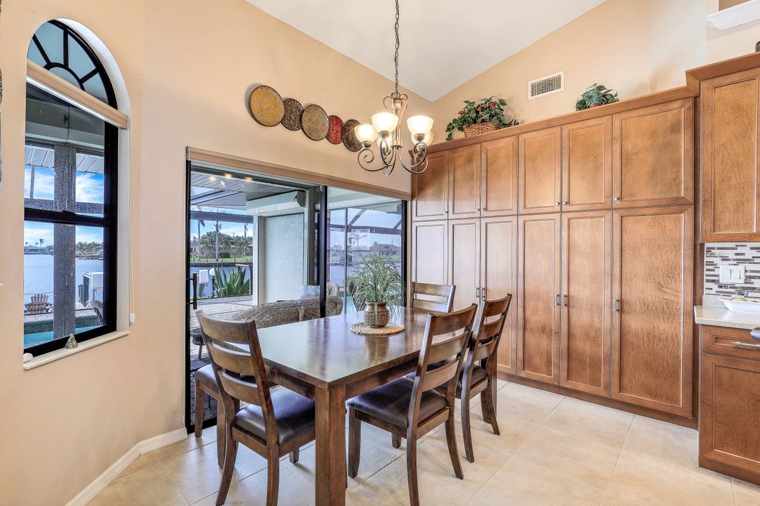 4702 SW 25th Ct, Cape Coral, FL 33914