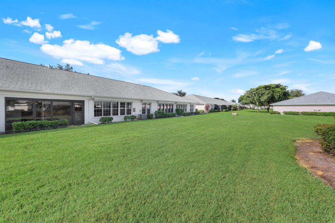 1351 Medinah Dr, Fort Myers, FL 33919