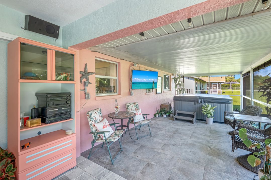 213 SW 38th Terrace, Cape Coral, FL 33914