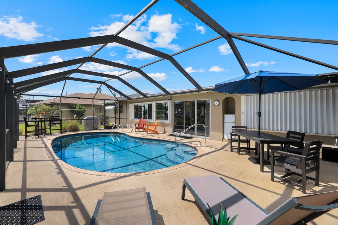 4305 SE 1st Ave, Cape Coral, FL 33904