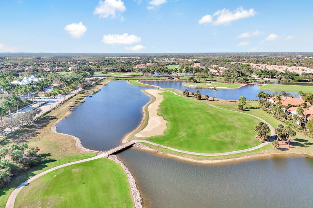 9002 Cascada Way #102, Naples, FL 34114