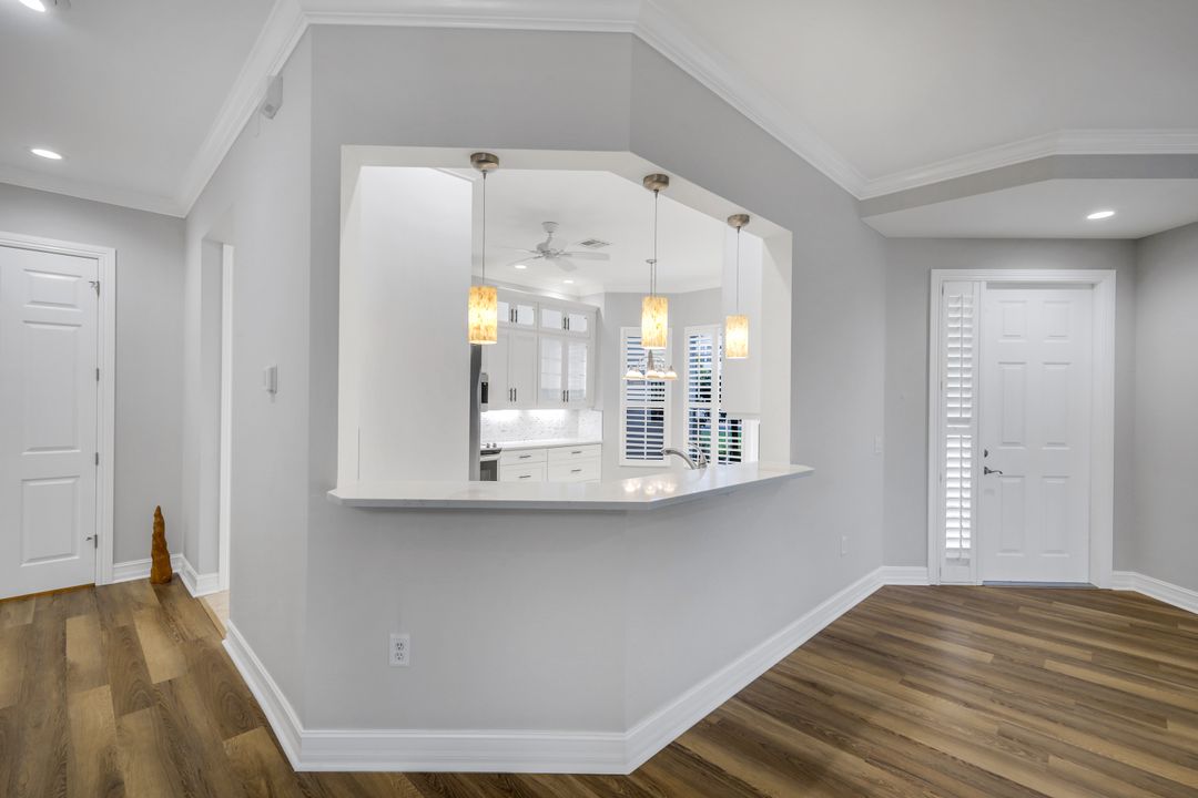 5021 Maxwell Cir #3101, Naples, FL 34105