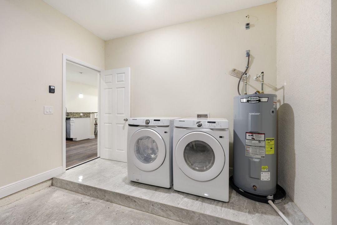 2325 Daniel Ave N, Lehigh Acres, FL 33971