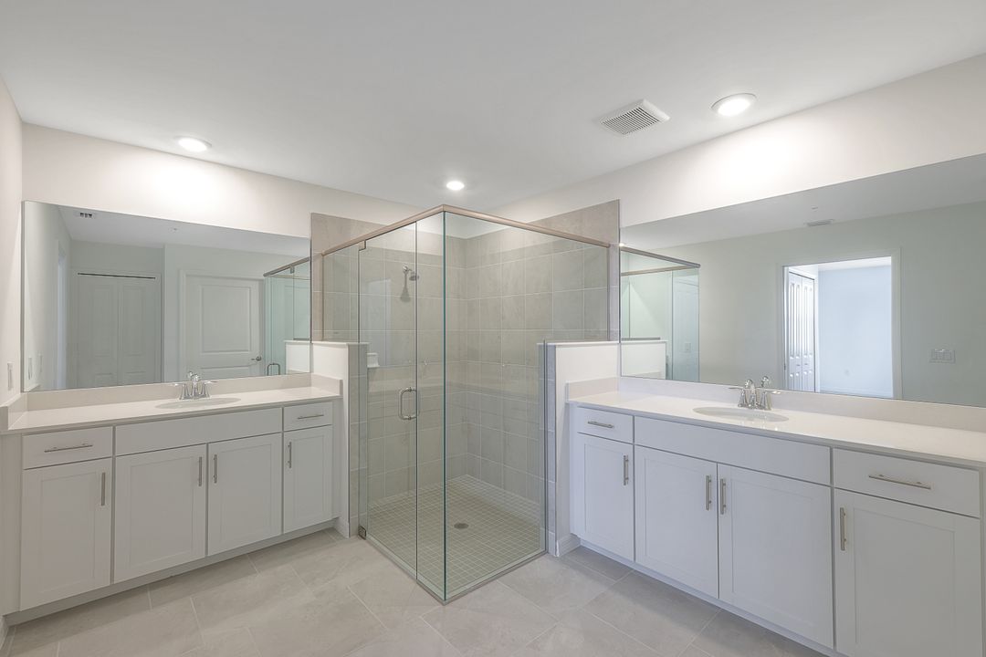 5739 Oakmont Ct, Ave Maria, FL 34142