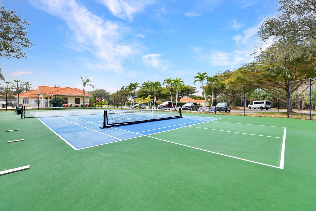 8206 Sanctuary Dr #1, Naples, FL 34104