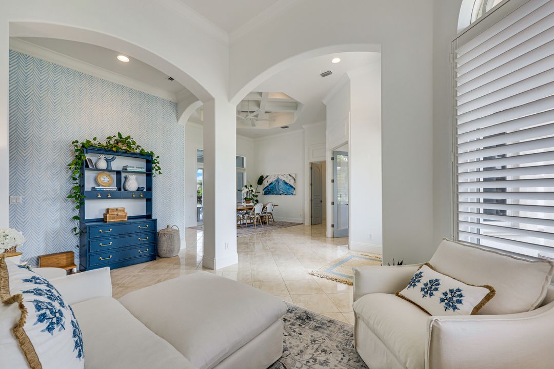 1148 Lamplighter Ct, Marco Island, FL 34145