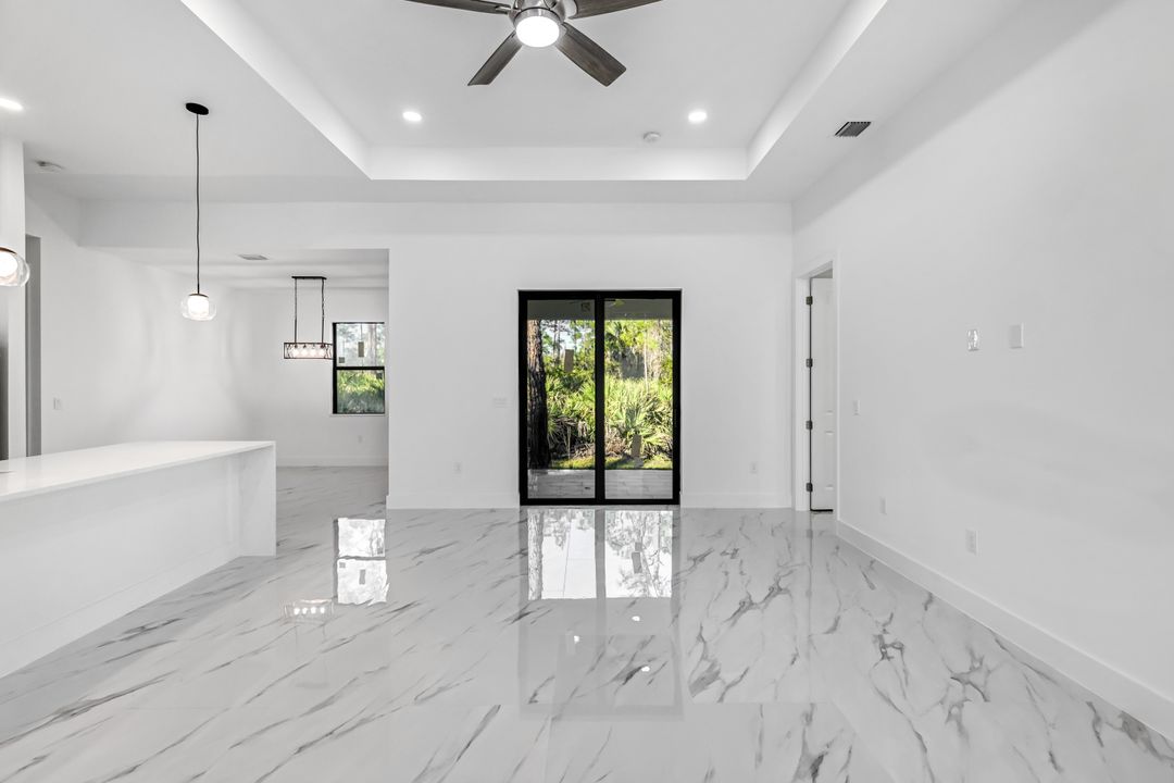 2113 Grayson Ave, Alva, FL 33920