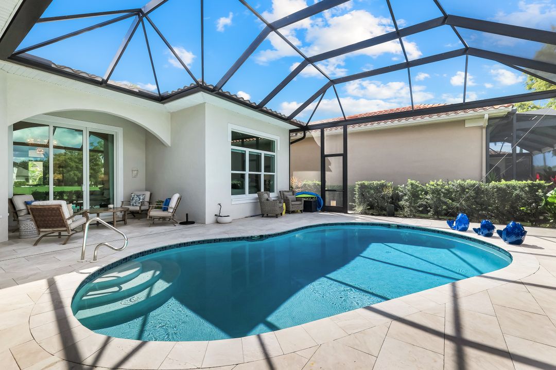 7395 Monteverde Way, Naples, FL 34119