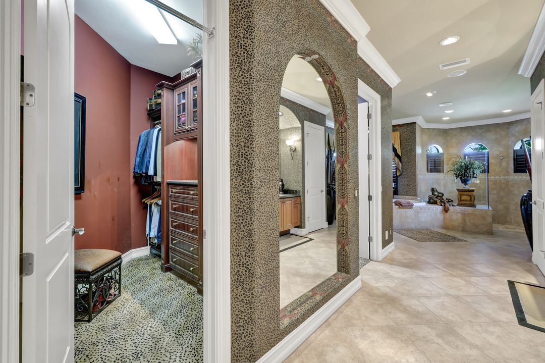 2743 Olde Cypress Dr, Naples, FL 34119