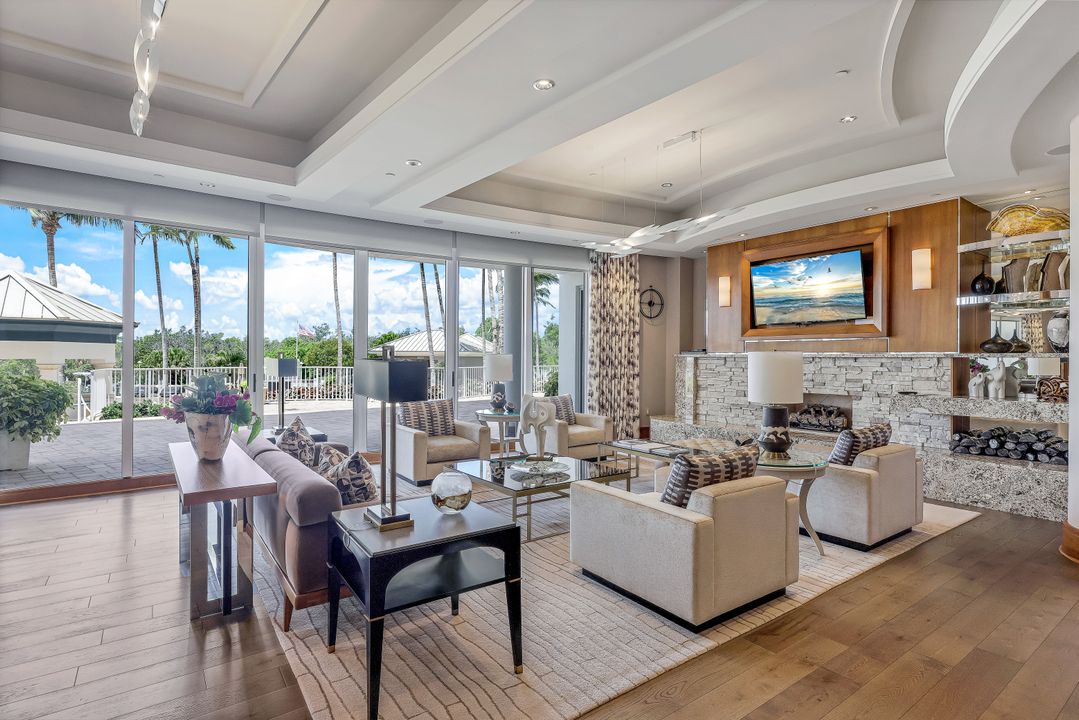 13665 Vanderbilt Dr  #501, Naples, FL 34110