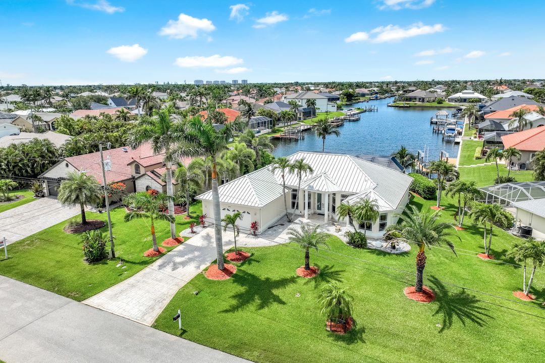 2714 SW 39th Terrace, Cape Coral, FL 33914