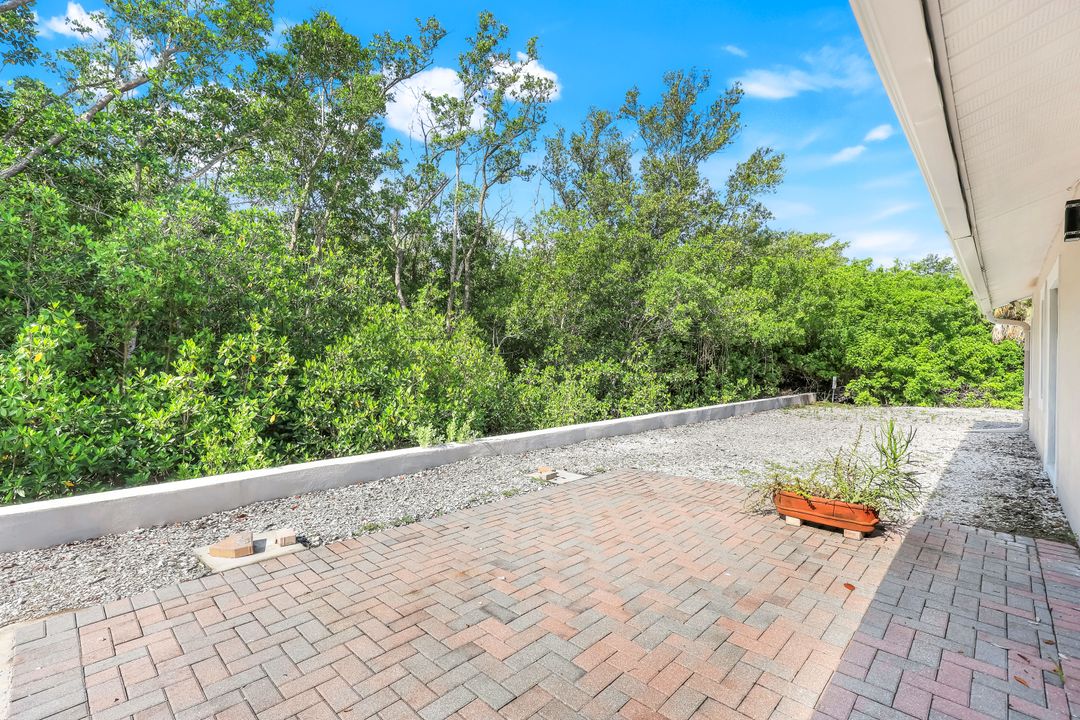 4951 Esplanade St, Bonita Springs, FL 34134