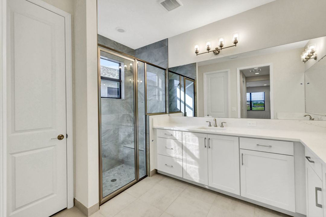 14008 Aldersgate Ave, Fort Myers, FL 33905