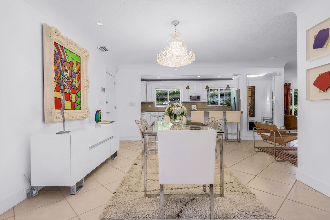 5779 NE 17th Ave, Fort Lauderdale, FL 33334