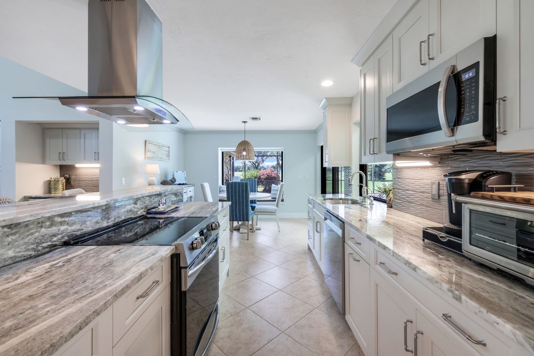16902 Timberlakes Dr, Fort Myers, FL 33908