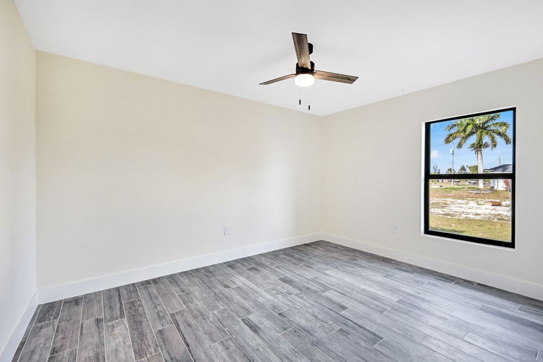 3603 NE 9th Ave, Cape Coral, FL 33909