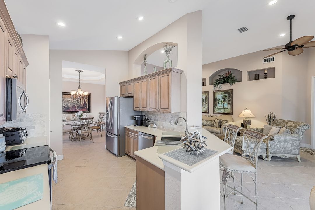 16580 Crownsbury Way #202, Fort Myers, FL 33908