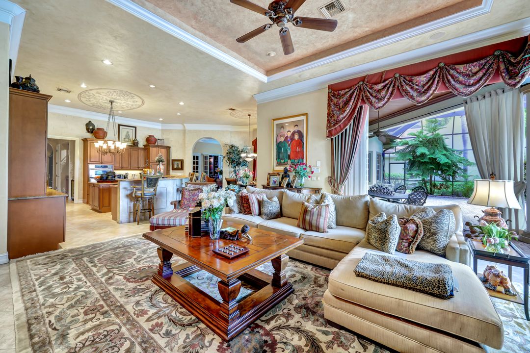 2743 Olde Cypress Dr, Naples, FL 34119