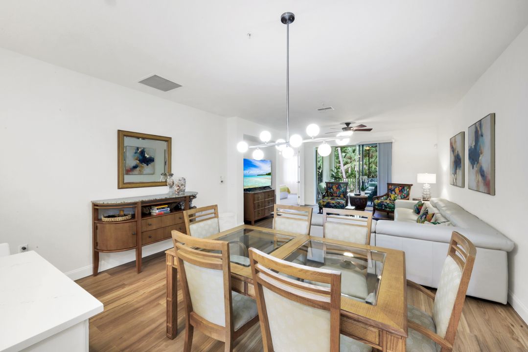 4843 Hampshire Ct #105, Naples, FL 34112