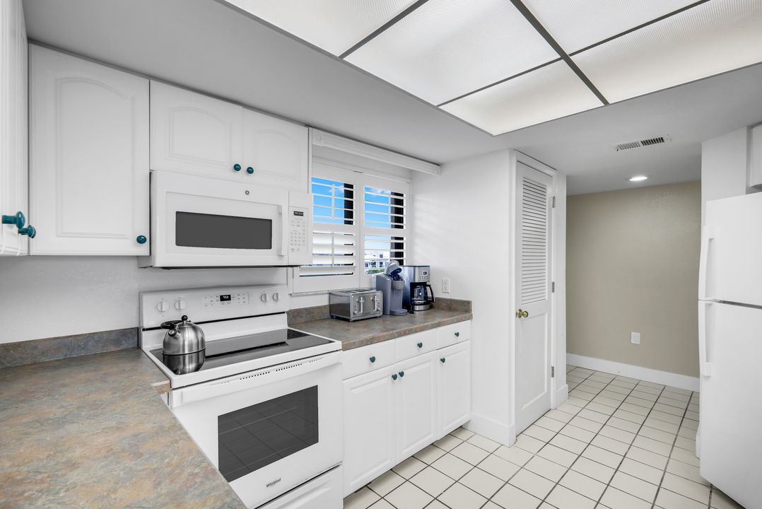 1401 Middle Gulf Dr #T 401, Sanibel, FL 33957