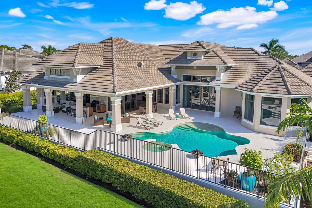 26180 Woodlyn Dr, Bonita Springs, FL 34134