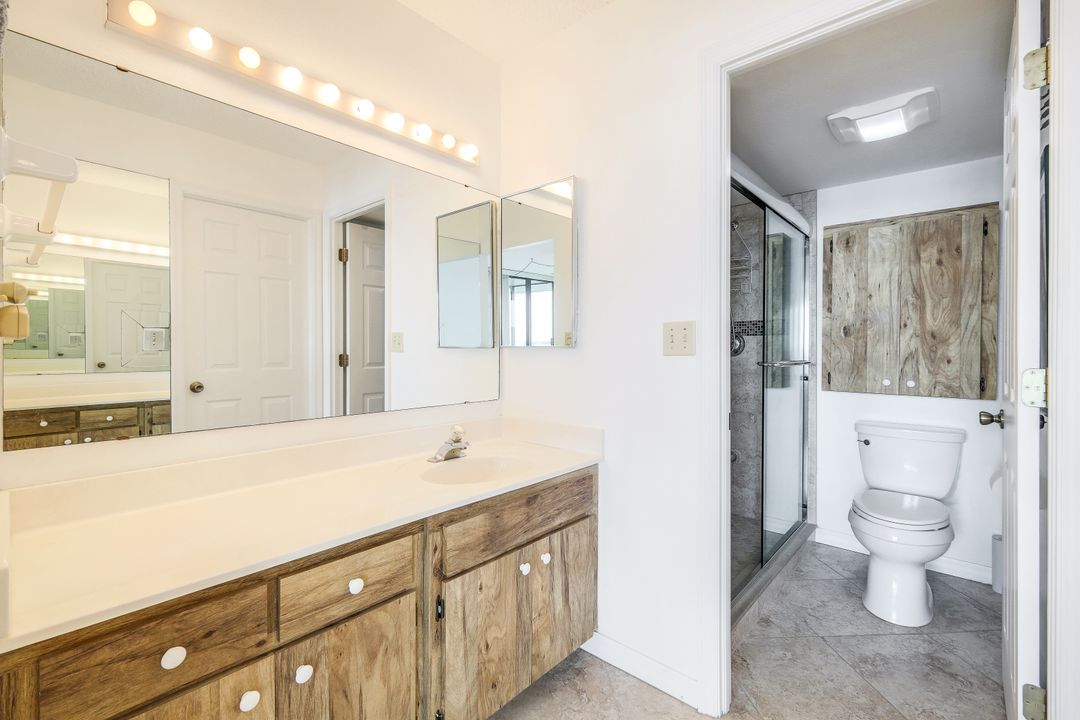 4253 Bay Beach Ln #5B, Fort Myers Beach, FL 33931