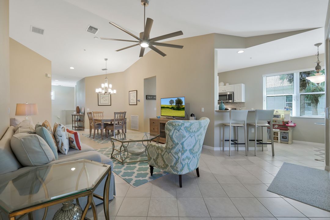 4665 Hawks Nest Way #203, Naples, FL 34114