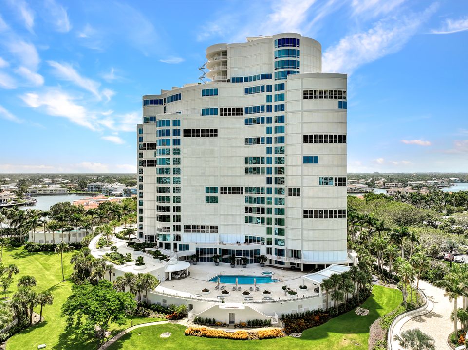 4151 Gulf Shore Blvd N #1604, Naples, FL 34103