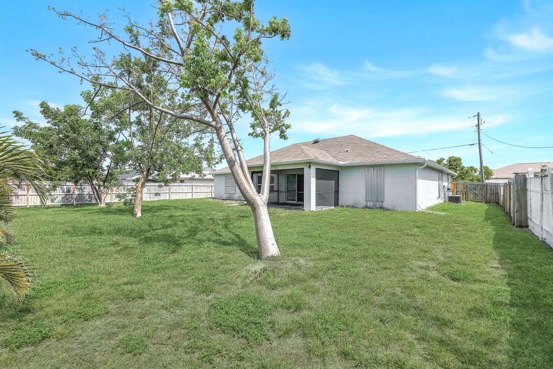1205 SW 32nd Terrace, Cape Coral, FL 33914