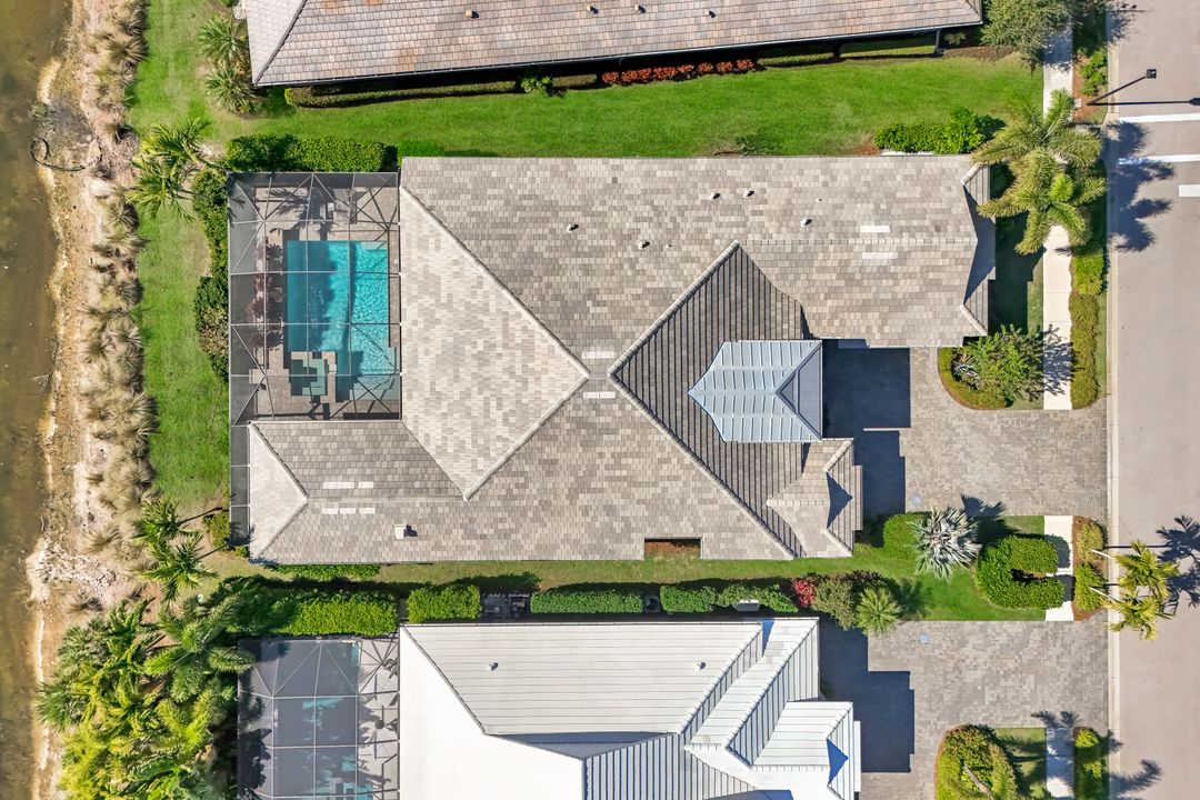 5750 Clarendon Dr, Naples, FL 34113