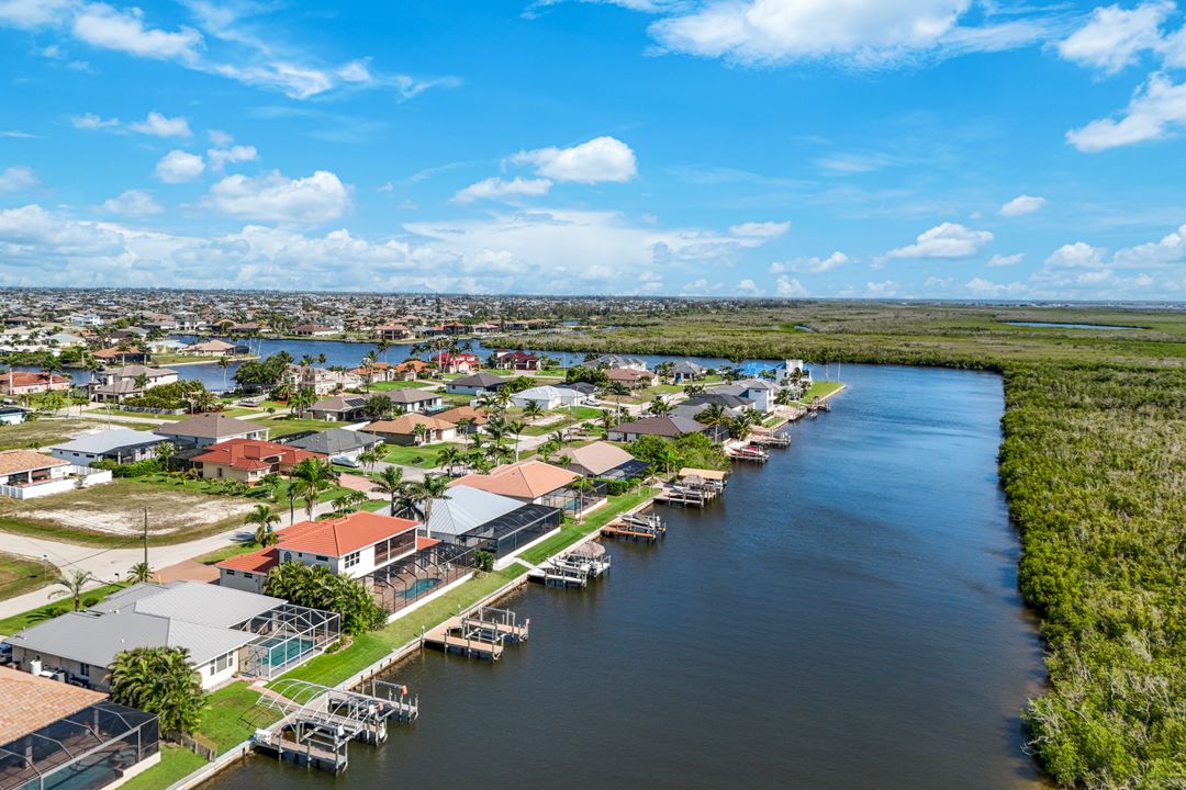 1128 NW 43rd Ave, Cape Coral, FL 33993