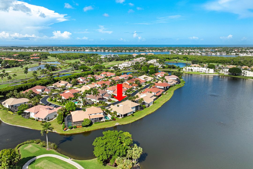 2153 Paget Cir, Naples, FL 34112