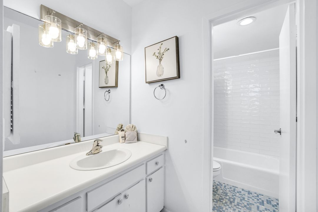 140 Seaview Ct #204S, Marco Island, FL 34145