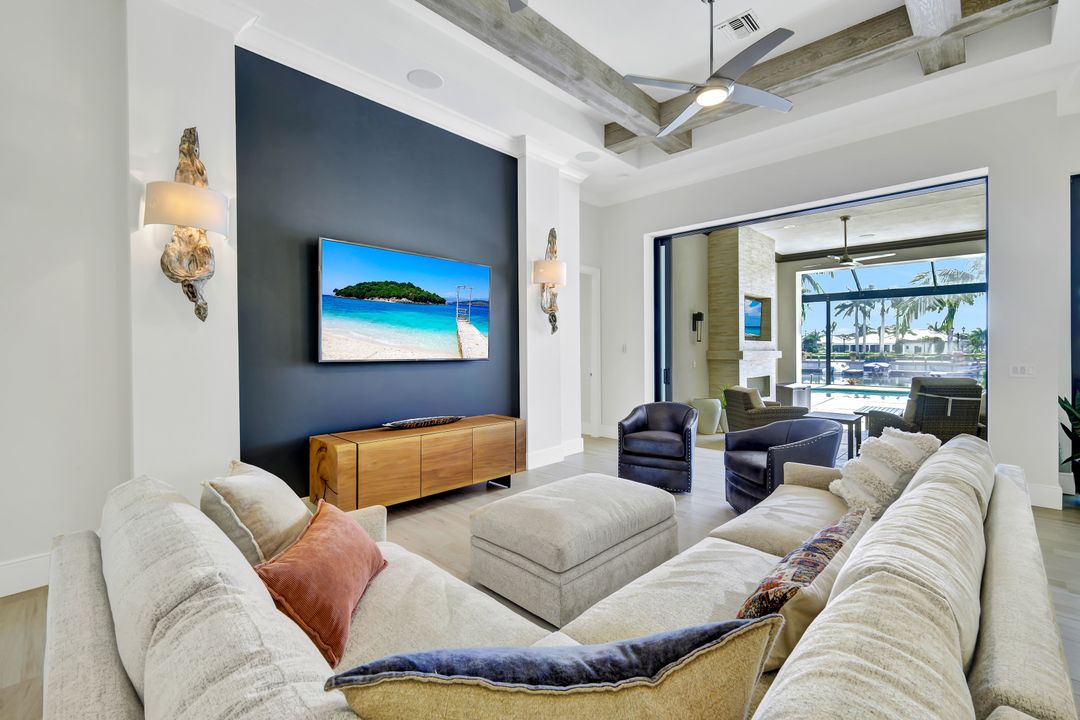 17429 Via Lugano Ct, Miromar Lakes, FL 33913