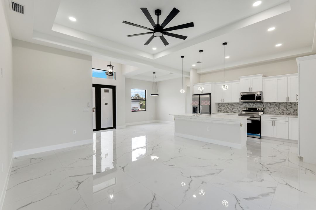 4409 5th St W, Lehigh Acres, FL 33971