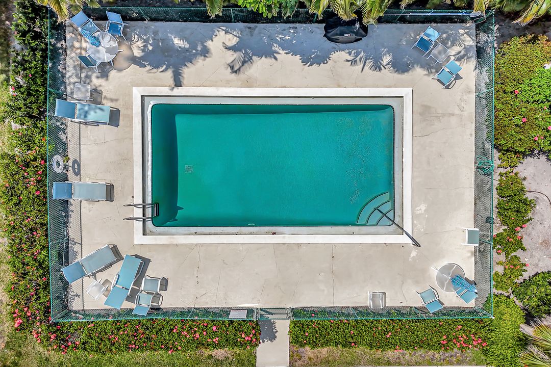 722 Broad Ave S #722, Naples, FL 34102