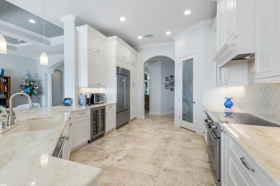 9380 Slate Ct, Naples, FL 34120