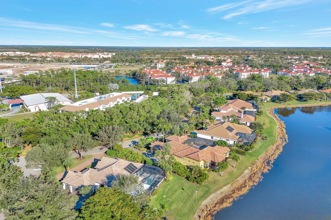 3601 Glenwater Ln, Bonita Springs, FL 34134