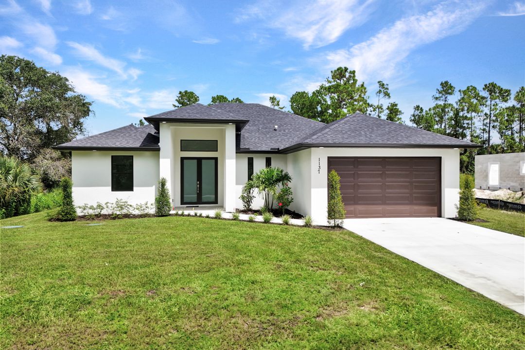 1137 Rahway St, Lehigh Acres, FL 33974