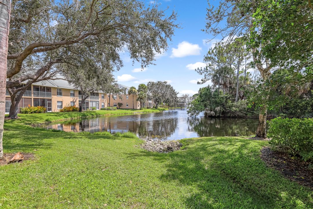 192 Pebble Shores Dr #104, Naples, FL 34110