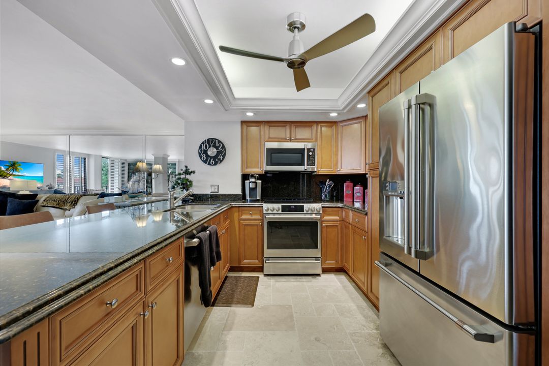 3115 Gulf Shore Blvd N #112 S, Naples, FL 34103